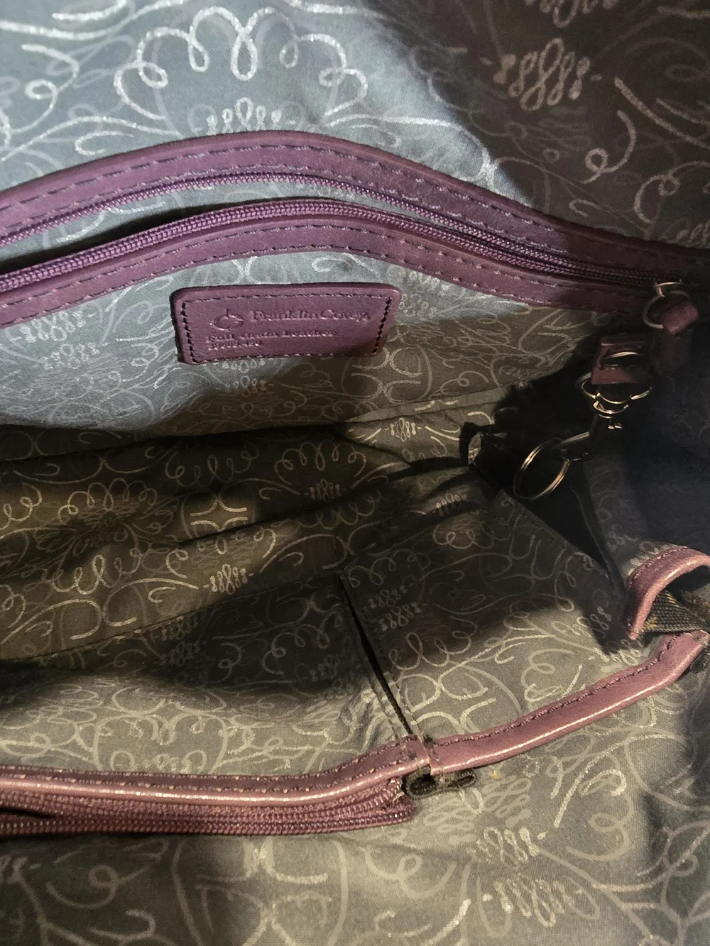 Franklin Covey Vintage Plum Full Grain Leather Shoulder Bag